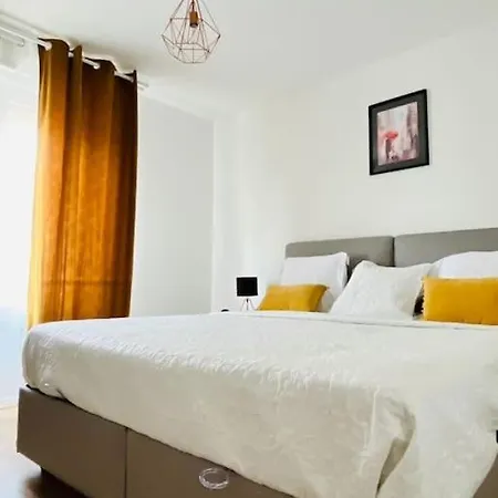 Chic Design Et Securise Avec Parking, Proche Paris I Cdg Apartment *